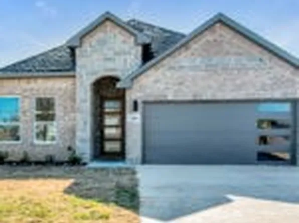 2001 Galveston St, Grand Prairie, TX 75051