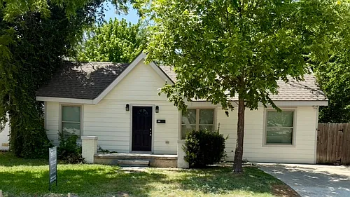 2816 Gordon Ave Photo 1