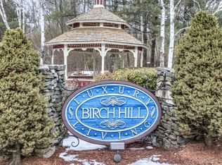 54 Hickory Ln, Windham, NH 03087