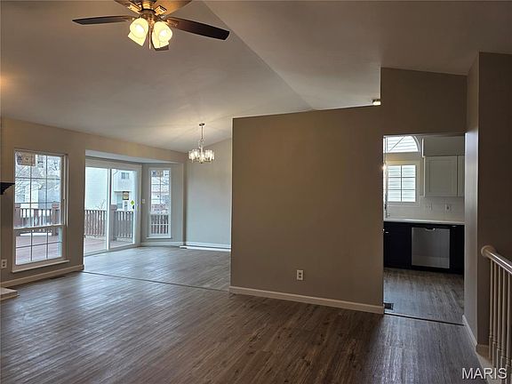 5th image of 2115 Riding Spur Dr