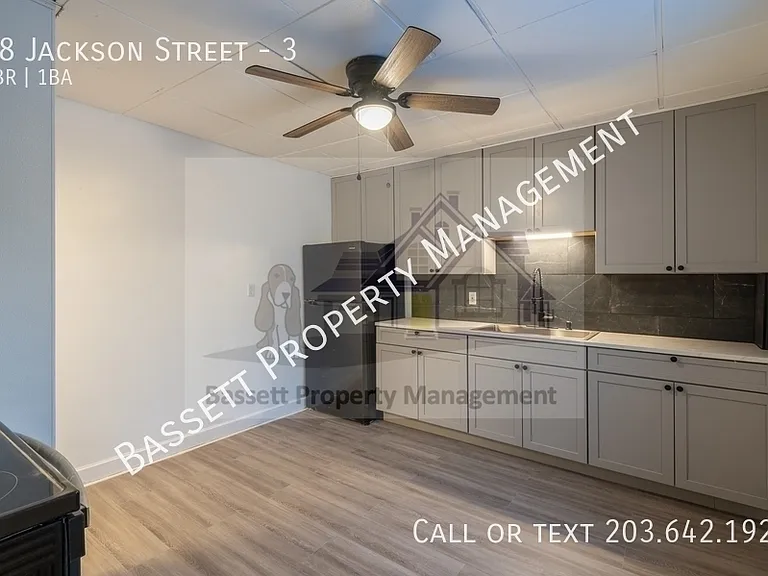 48 Jackson St #3 — Photo 2