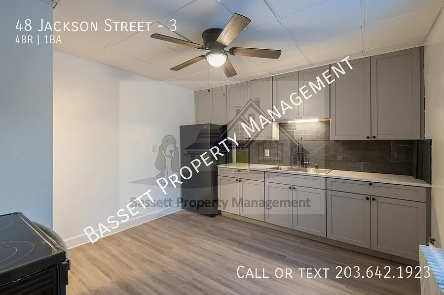 Building Photo - 48 Jackson St #3
