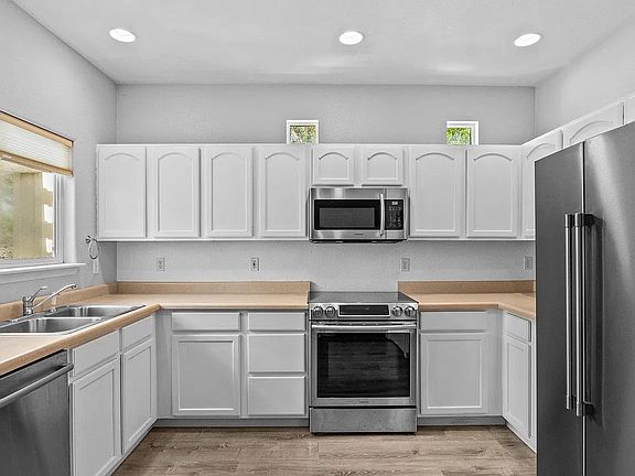 2nd image of 2491 Fountain Greens Pl Unit D-10