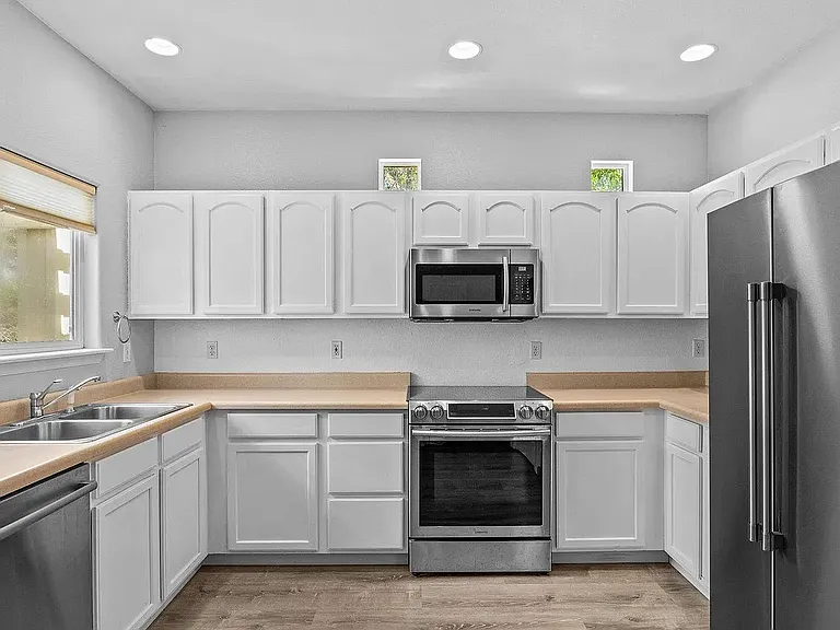 2491 Fountain Greens Pl #D-10 — Photo 2