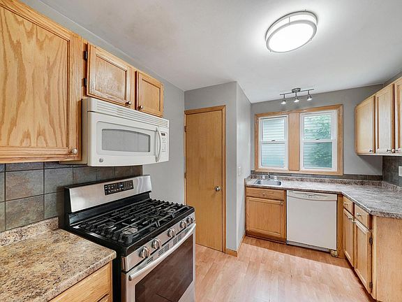 2nd image of 3855 Bryant Ave N