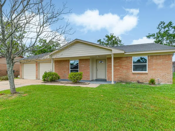 4314 Woodmont Dr, Houston, TX 77045