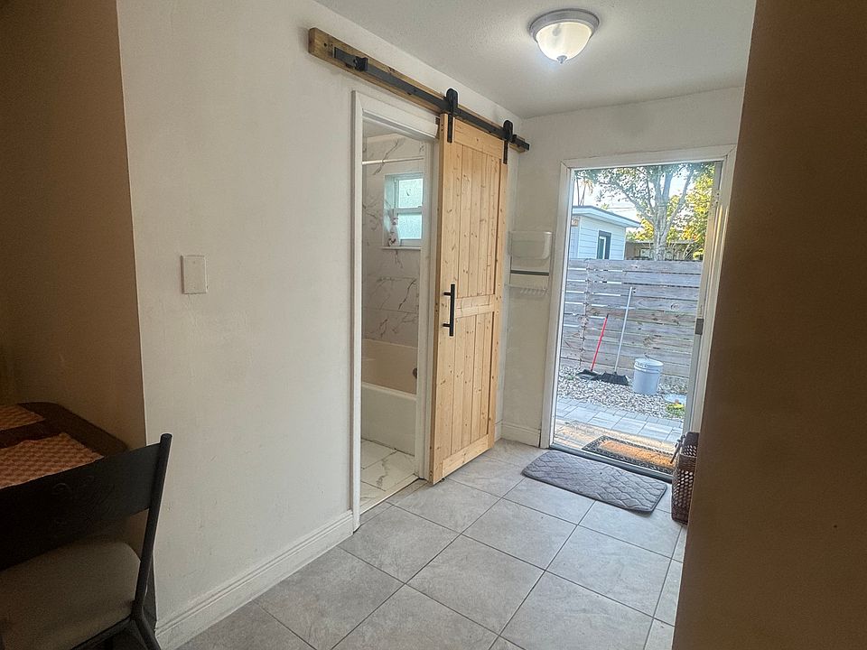 1st image of 3841 Arlington St #2