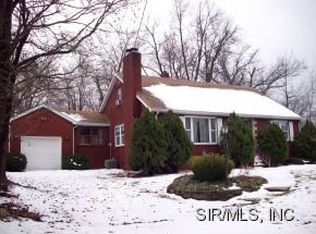 620 Roosevelt Dr, Edwardsville, IL 62025