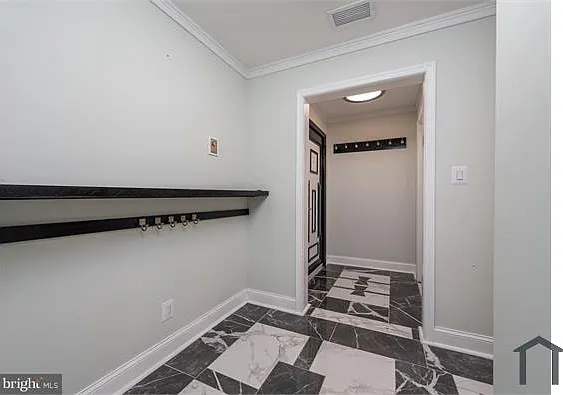 3 bed, 1914 sqft, $3,750 — Photo 1