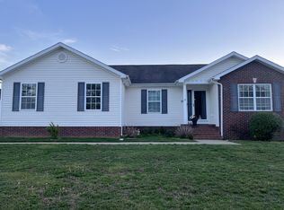 950 Wing Tip Cir, Hopkinsville, KY