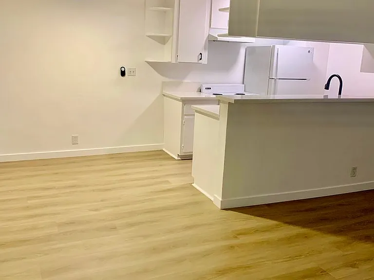 10425 Irene St #206 — Photo 6