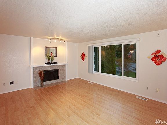 2nd image of 2412 120th Dr NE