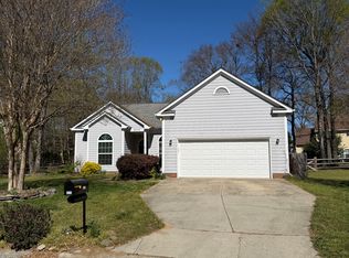 8539 Albury Walk Ln, Charlotte, NC 28277