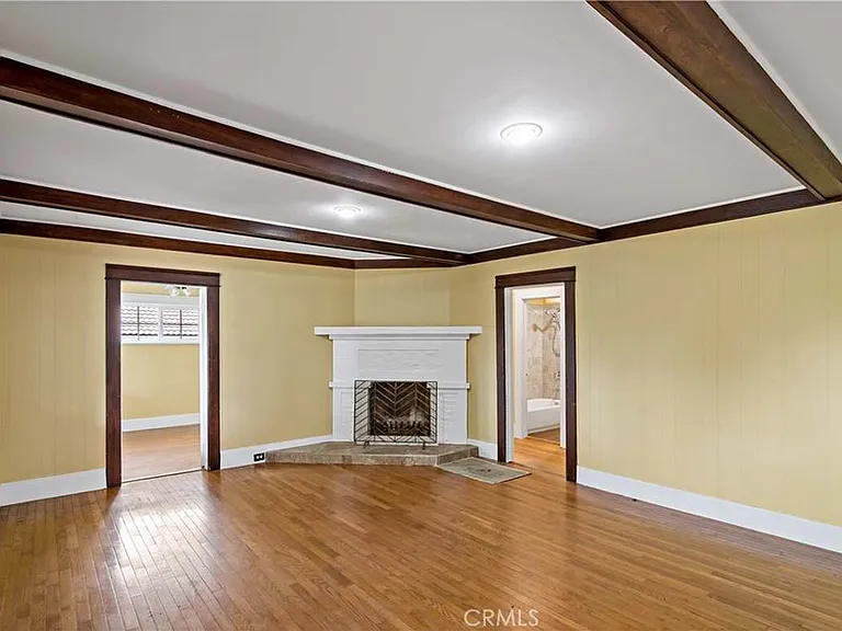 4781 Brockton Ave — Photo 5