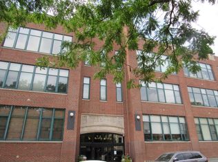 2600 N Southport Ave APT 107, Chicago, IL 60614