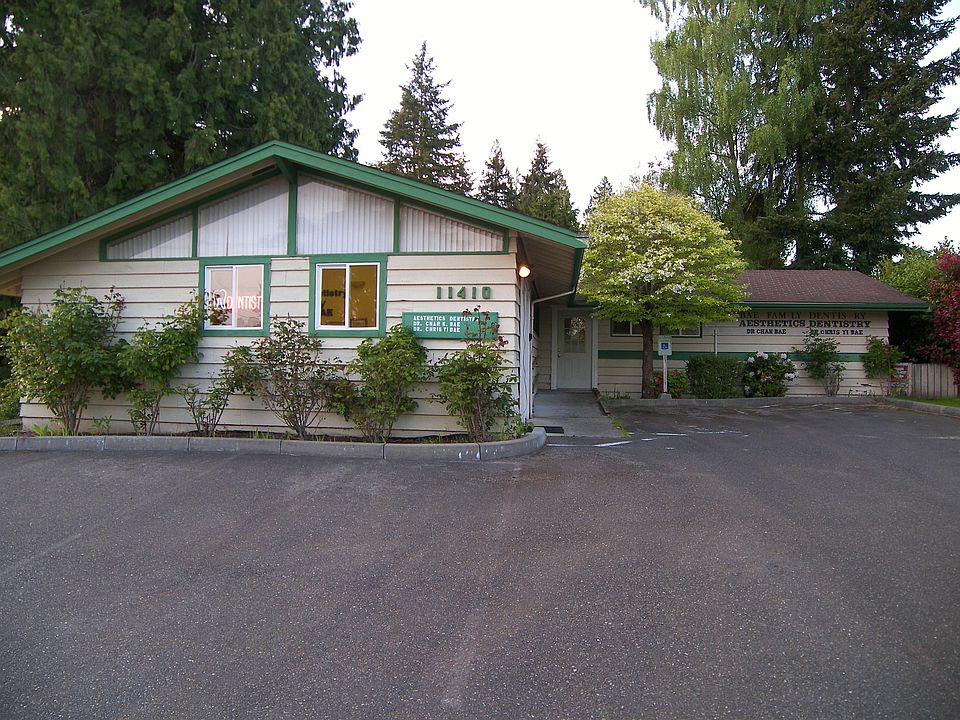 1st image of 11410 NE 19th St