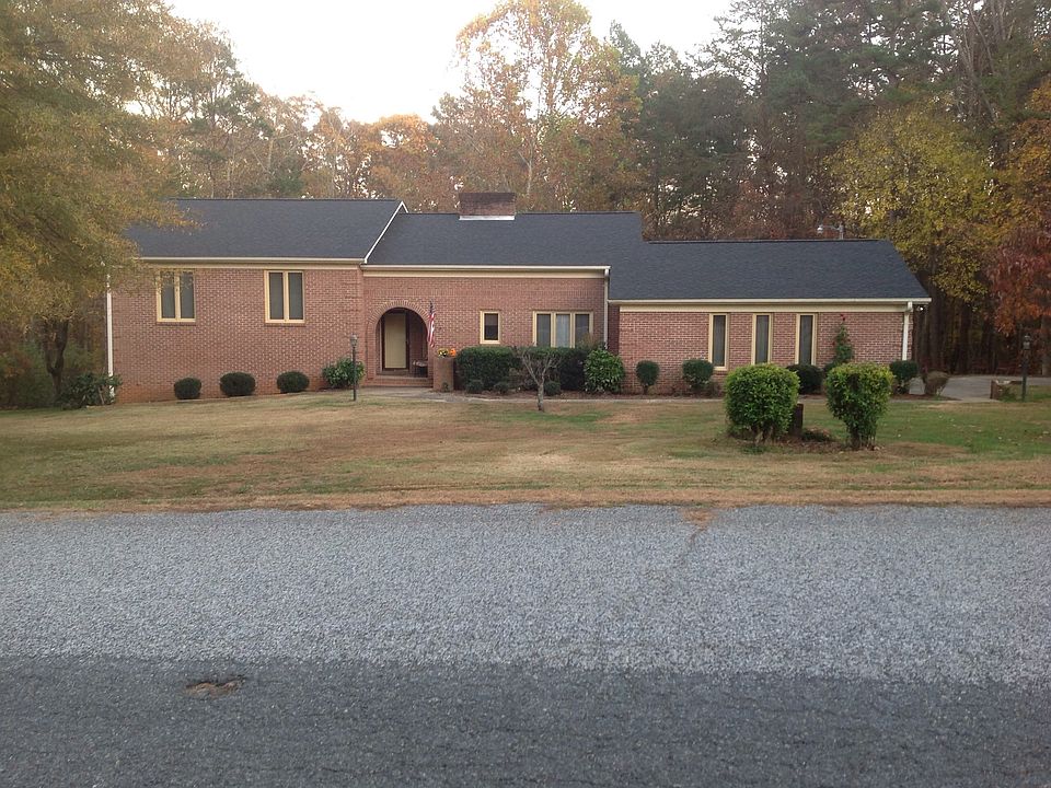 705 Candlewick Drive