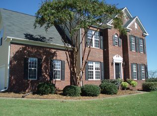 324 Sugar Time Ln, Greer, SC 29651