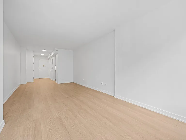 75 W End Ave #P5H — Photo 3
