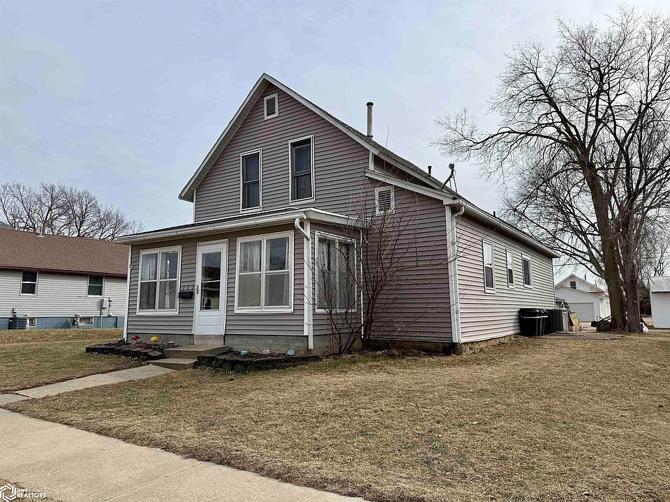 1st image of 202 Grand St