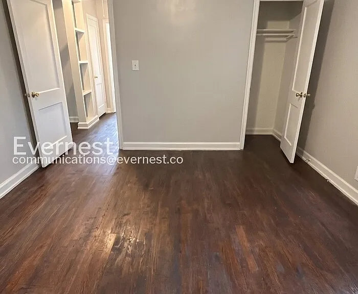 2714 Stratford Dr — Photo 10
