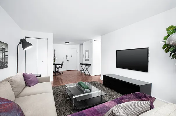 Rented by Douglas Elliman | media 18