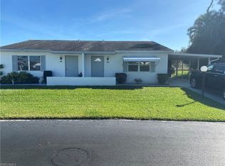42 Heath Aster Ln, Lehigh Acres, FL 33936