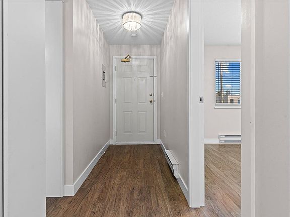 3rd image of 7435 Shaw Ave #205
