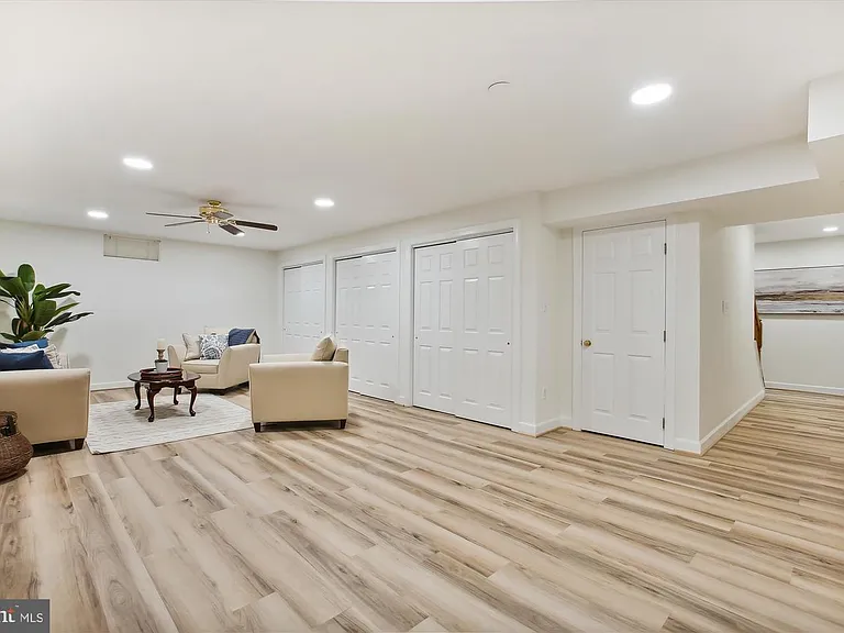 2071 Madrillon Rd — Photo 30