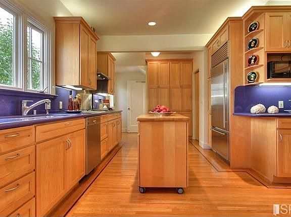 5th image of 154 Paloma Ave