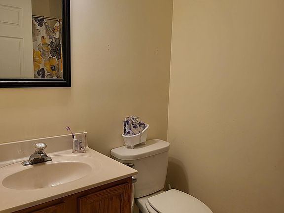 Full bath in main level hall.