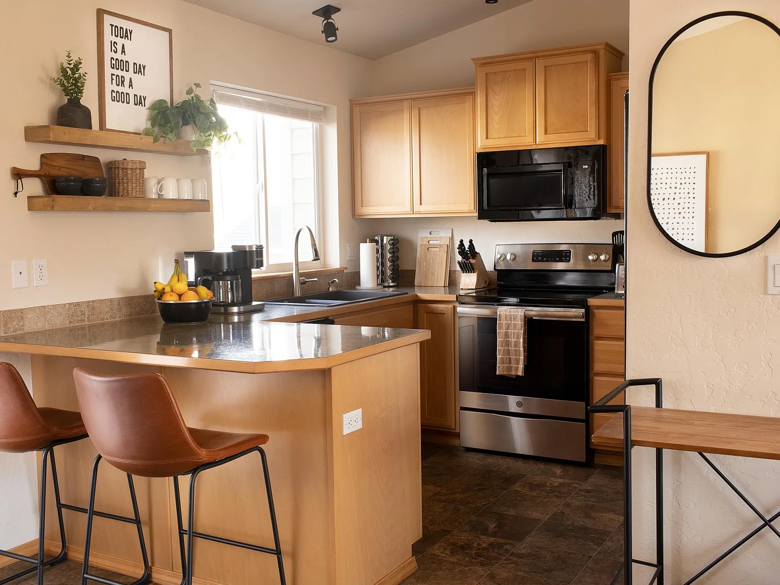 2805 W Dumont Dr — Photo 3