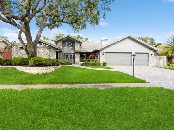 3342 Waterford Dr, Clearwater, FL 33761