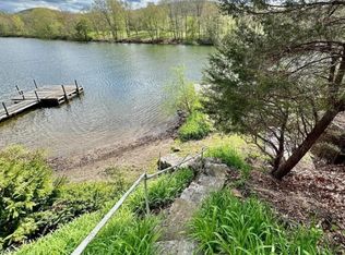 11 Bogus Hill Rd, New Fairfield, CT 06812