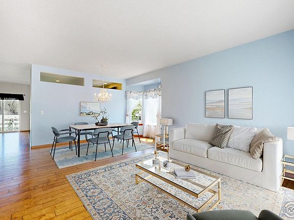 3rd image of 4447 Twin Peaks Dr