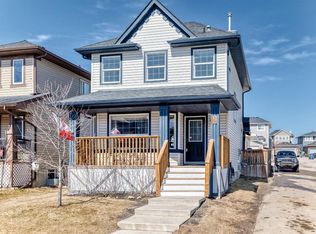 93 SE Evansford Cir NW, Calgary, AB T3P 0A9