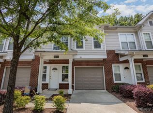 14061 Castle Abbey Ln, Charlotte, NC 28277