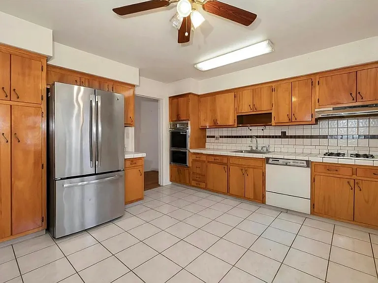 173 N Little Tor Rd #1 — Photo 2