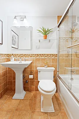 Sold by Corcoran | media 41