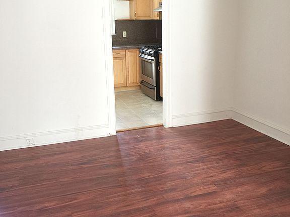 3rd image of 629 Brill St