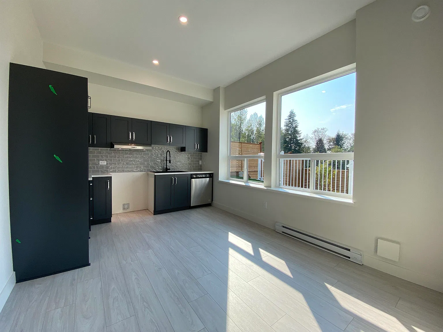 1 bed, 768 sqft, $1,600 — Photo 4