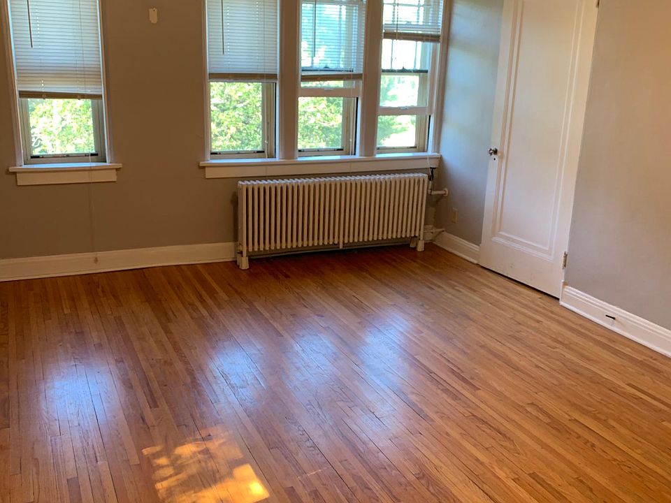 1st image of 542 Lincoln Ave