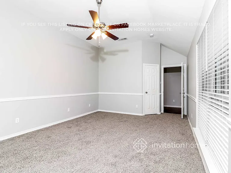 1617 Churchill Ln — Photo 12