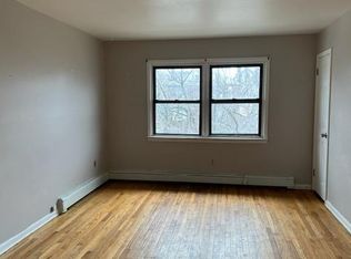 7 4th St FLOOR 1, New Brunswick, NJ 08901