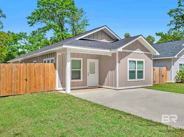 18135 Hoiles St, Robertsdale, AL 36567