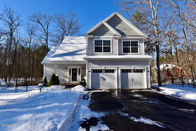 2nd image of 141 Ruggles Road