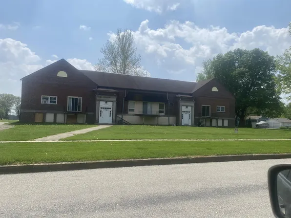 401 Anne St, Illiopolis, IL 62539