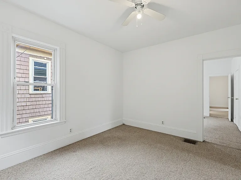 32 Stone Ave #32 — Photo 8