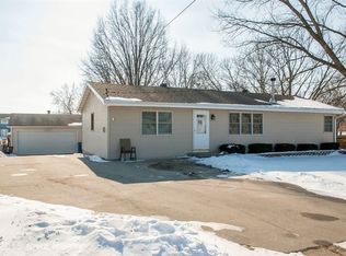 535 Marlou Pkwy, Des Moines, IA 50320