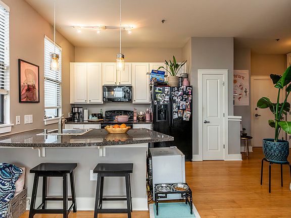 5th image of 650 S Mill St #311